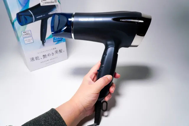 ドライヤー KOIZUMI KHD9330A