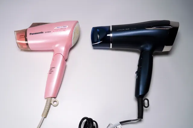 ドライヤー KOIZUMI KHD9330A