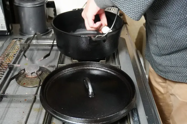 ダッチオーブン
