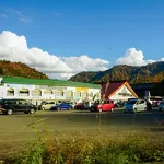 奥只見ターミナルと遊覧船