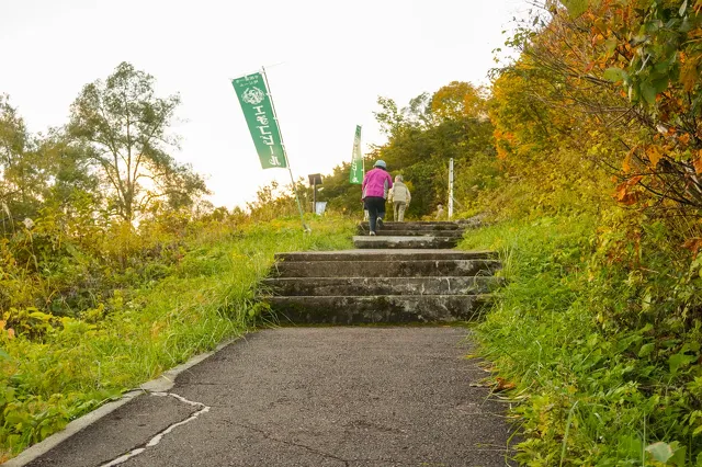 奥只見ターミナルと遊覧船